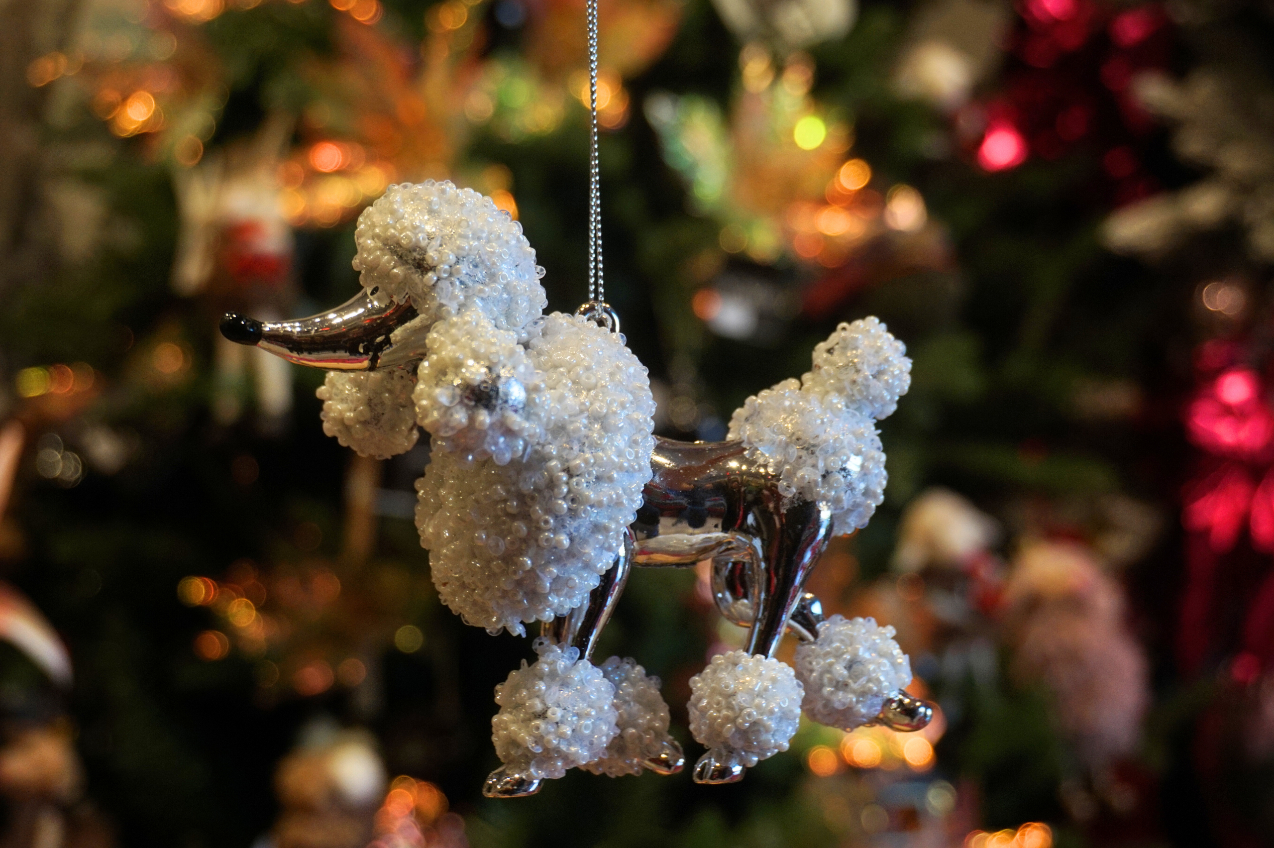 Adorno árbol - Caniche en blanco y metal - Imagen 5