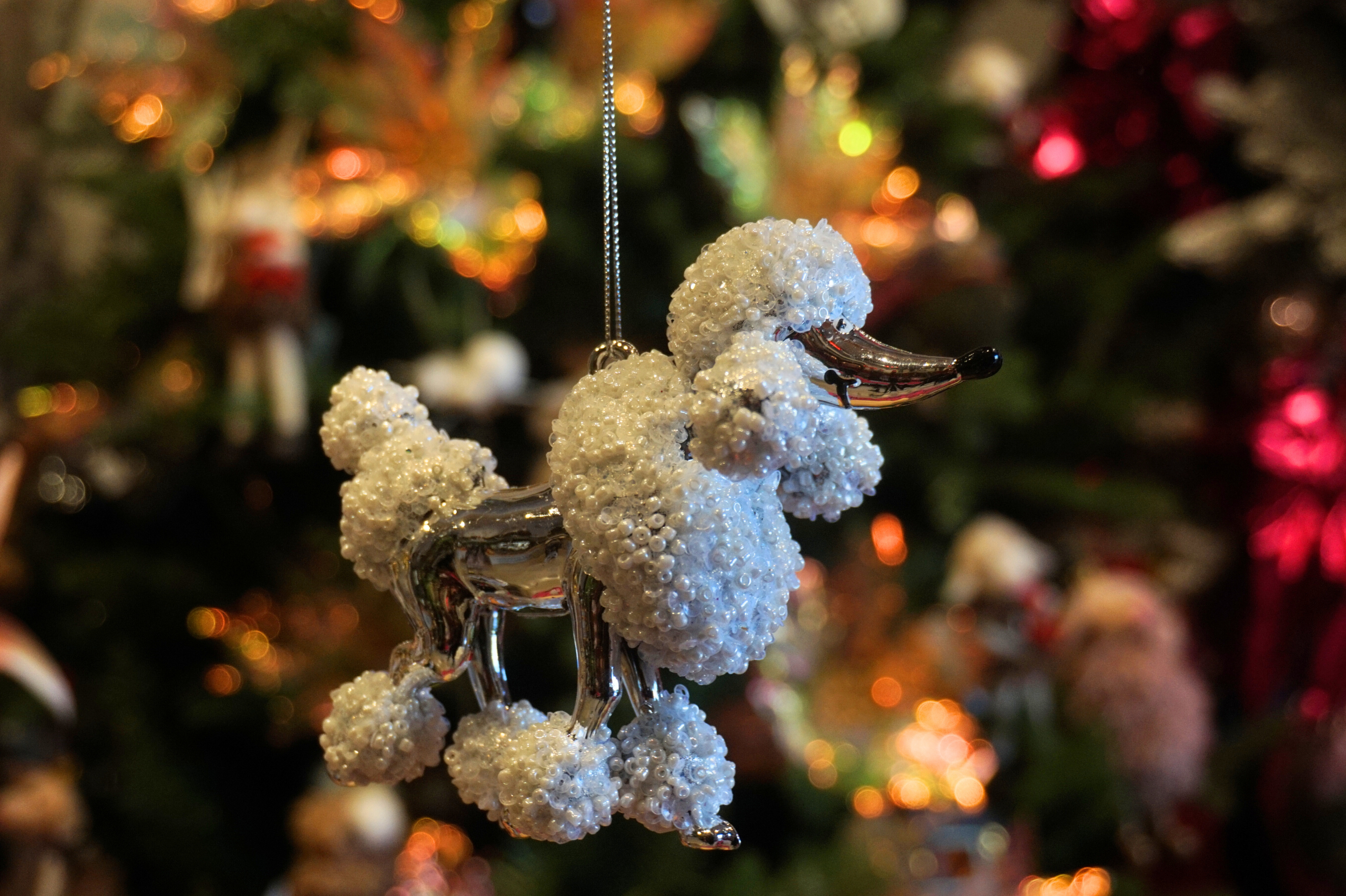 Adorno árbol - Caniche en blanco y metal - Imagen 4