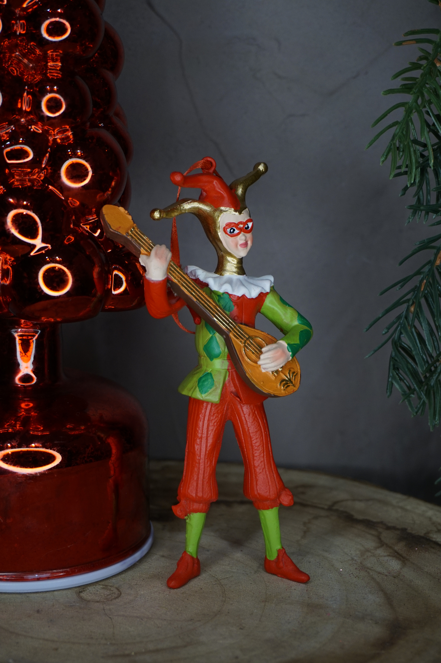 Adornos árbol - Bufón en verde y rojo con laúd - Imagen 2