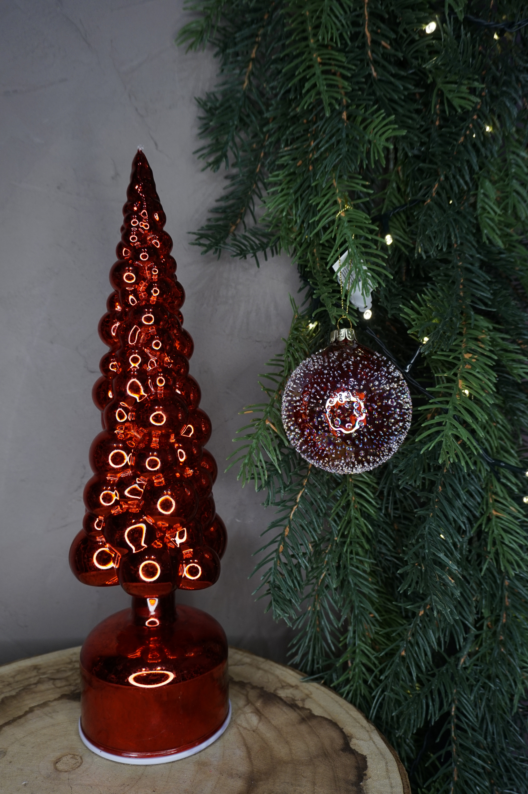 Adorno árbol - Bola de Navidad roja con relieve - Imagen 3