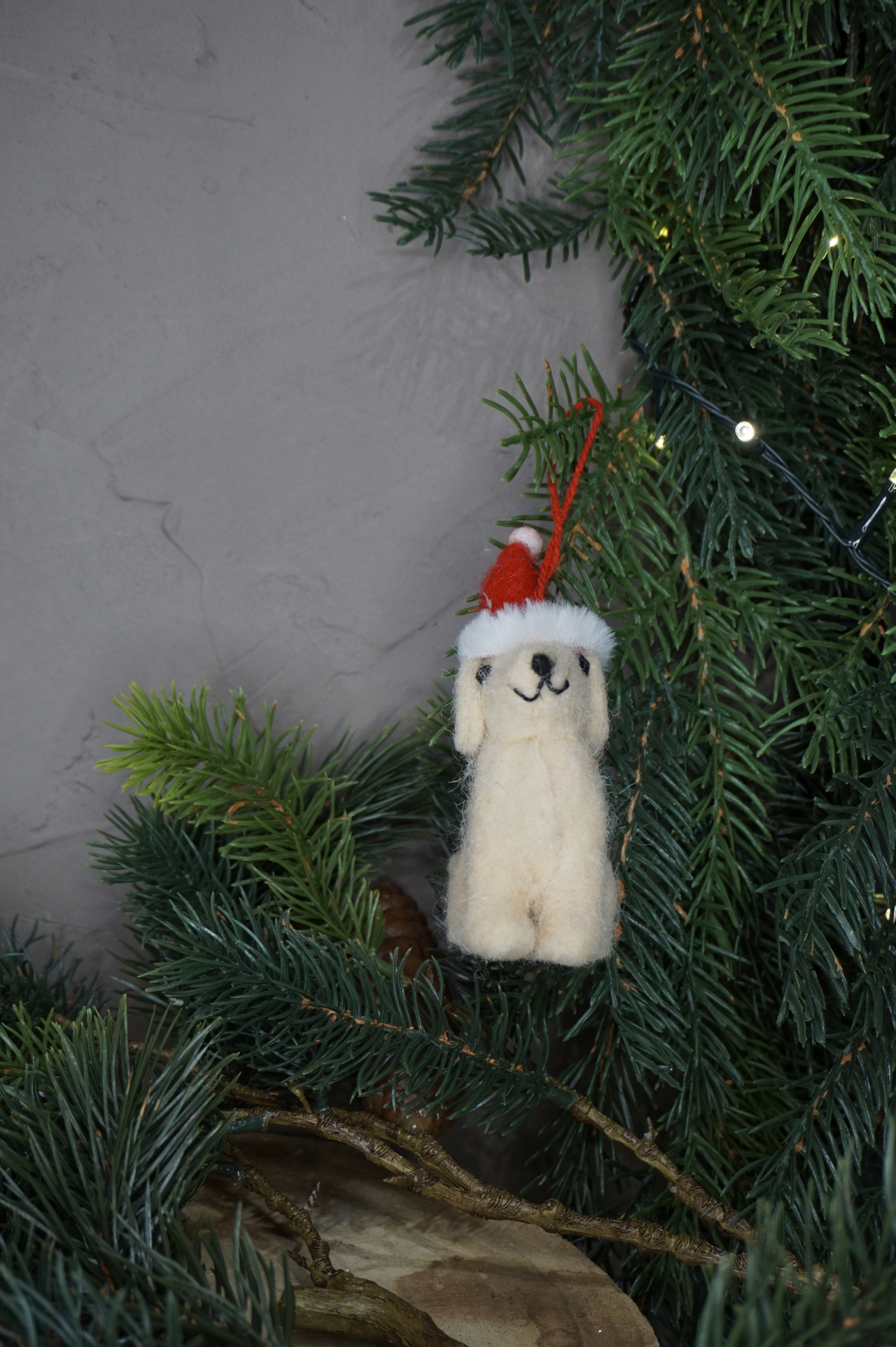 Adorno árbol - Perro blanco con gorro de Papá Noël