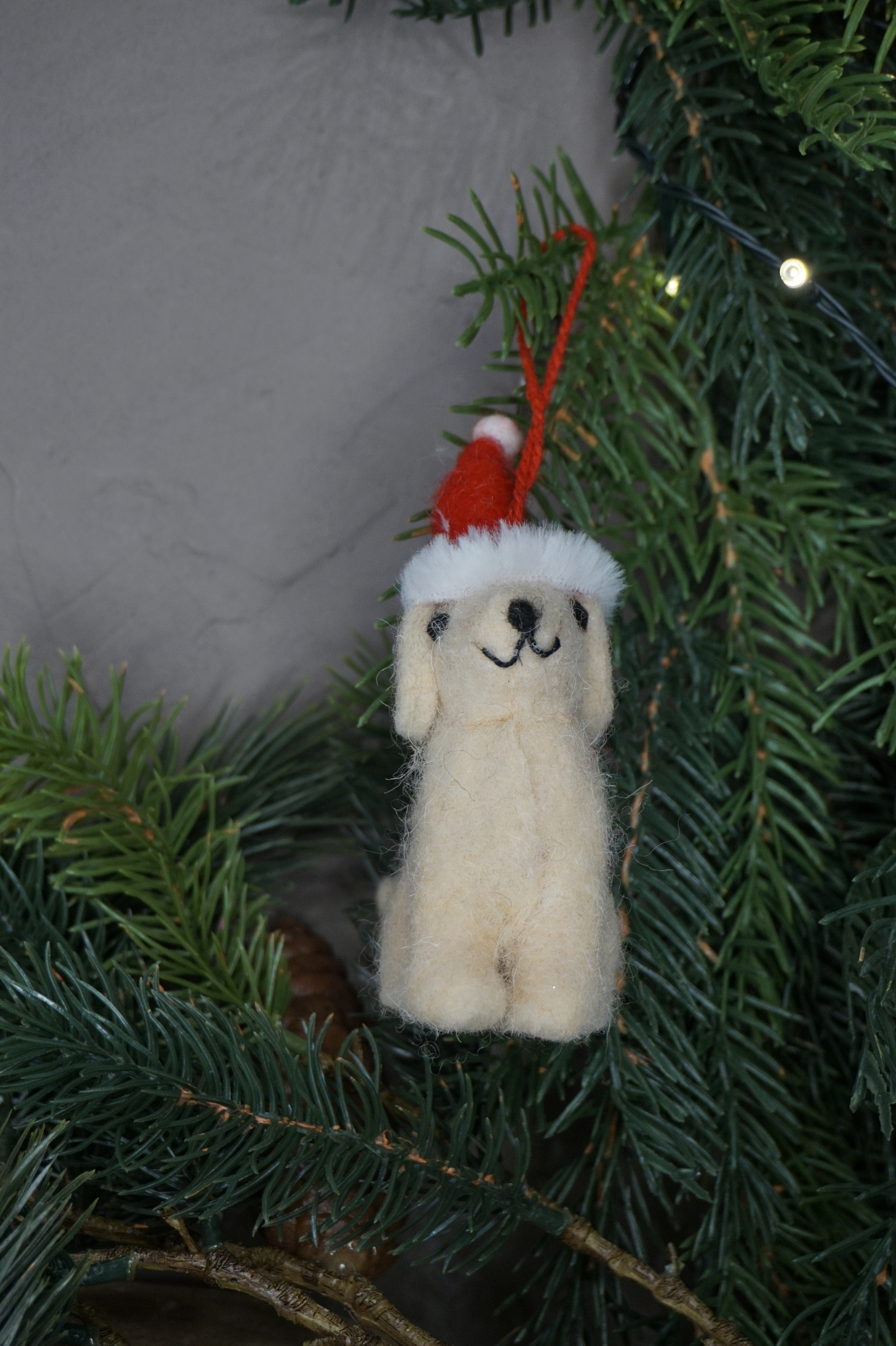 Adorno árbol - Perro blanco con gorro de Papá Noël - Imagen 2