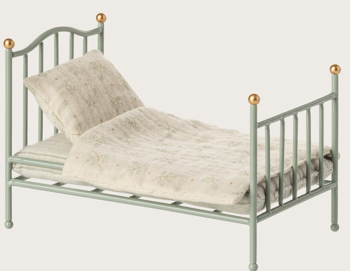 Maileg - Cama individual vintage, ratón menta