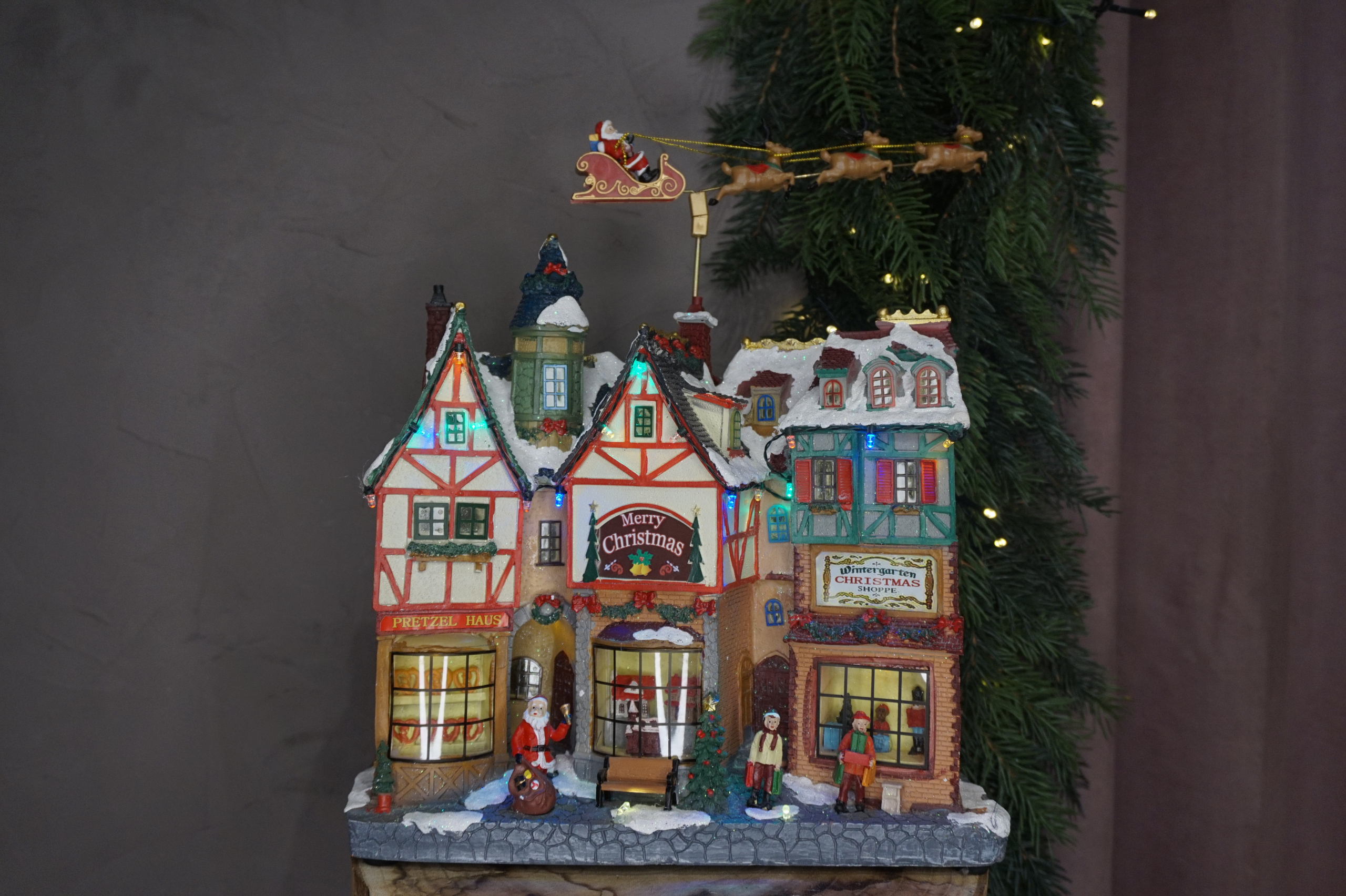 Ciudad Mágica - Tiendas varias de Navidad