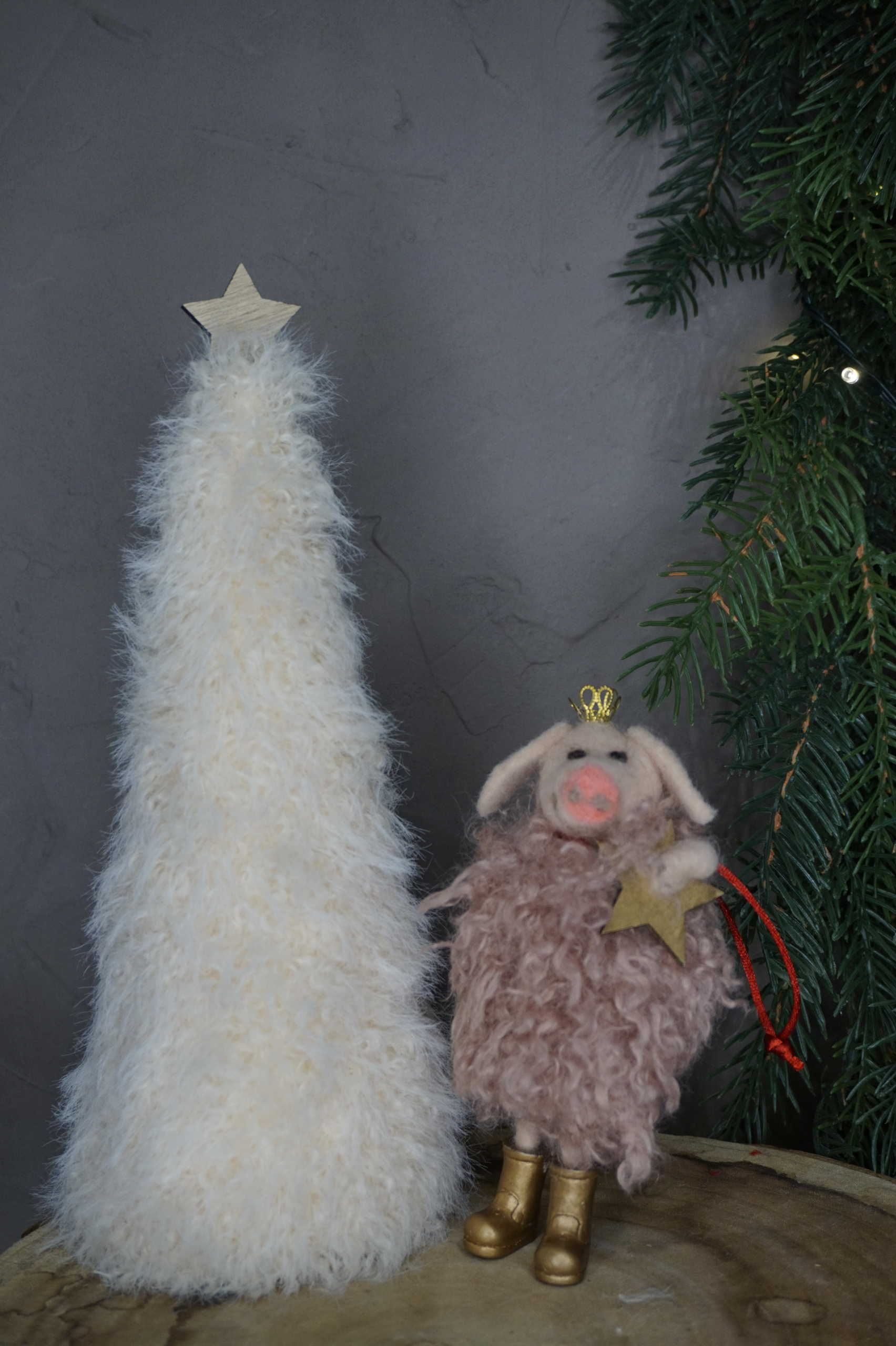 Adorno árbol - Cerdita reina