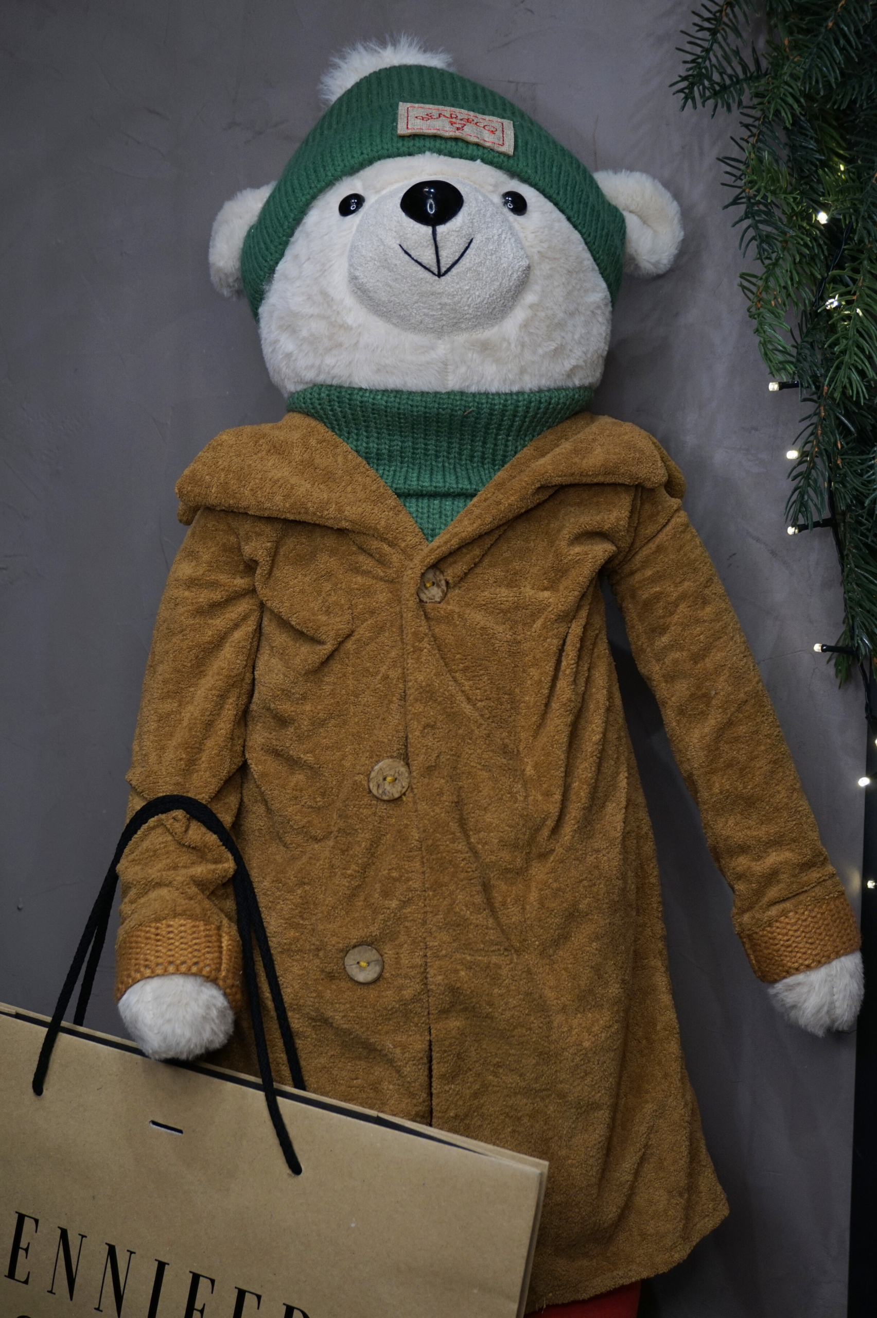 Peluche - Osito con ropa de invierno estilo urbano (Talla XL) - Imagen 2