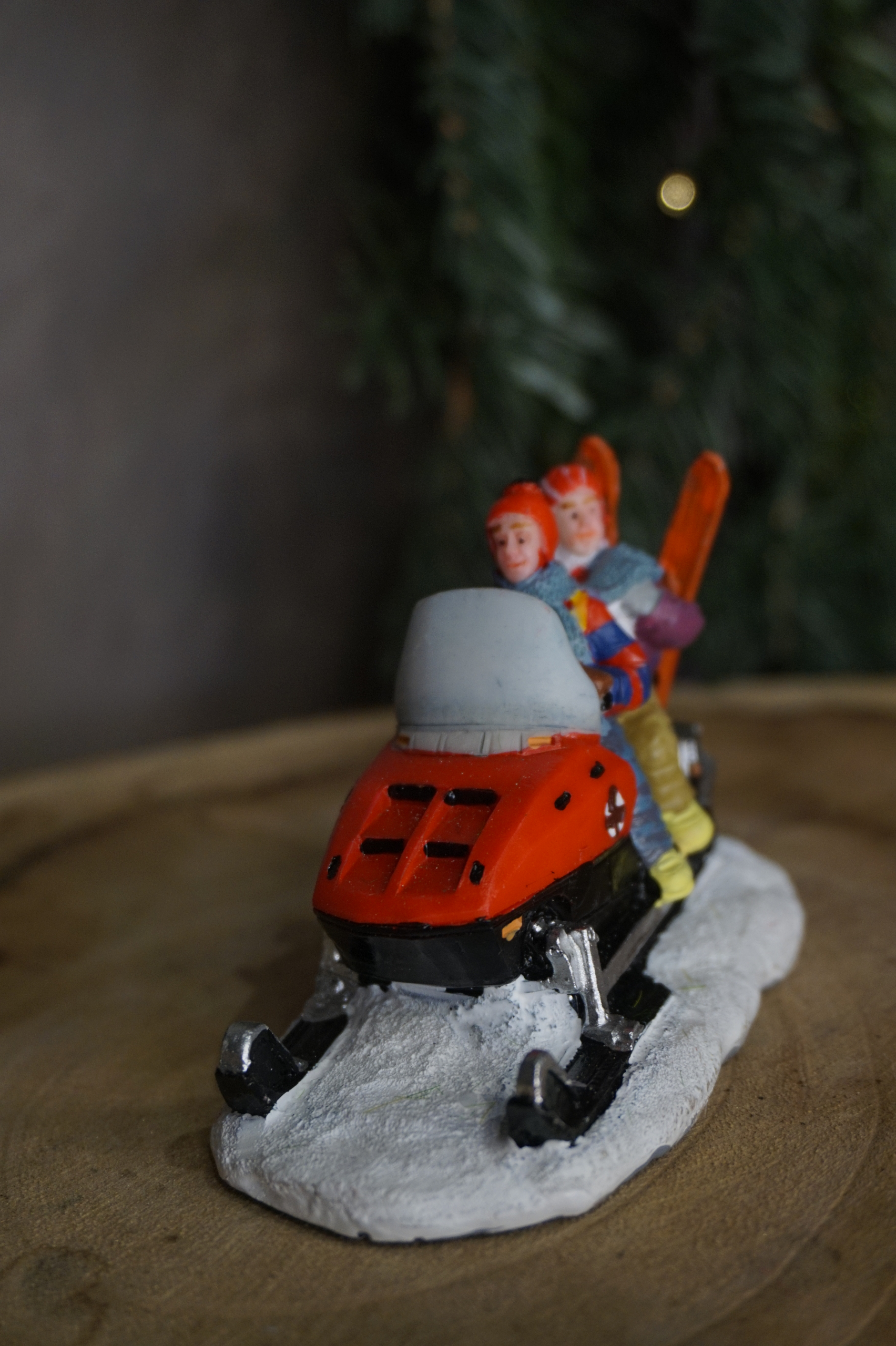 Alternative view of Ciudad Mágica - Moto de nieve